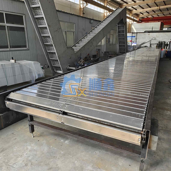 鋁板鏈（liàn）板輸送機（jī）