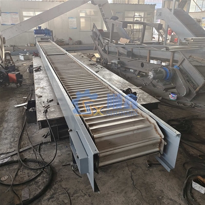 鱗板輸送機（jī）